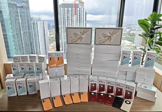 101 HONOR Gadgets to be given away! No follow needed